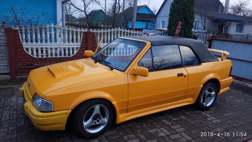В Беларуси на продажу выставили редкий Ford Escort. И просят за него относительно немного