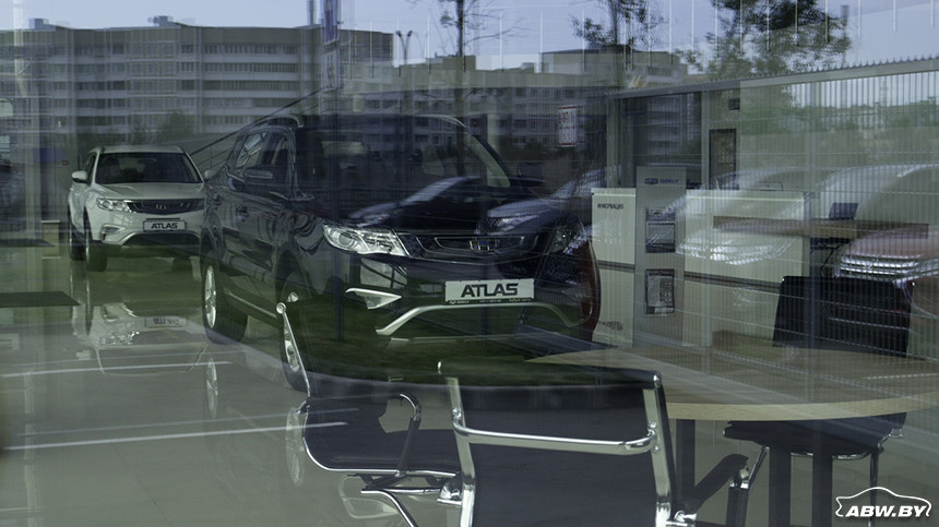 Geely много не бывает? В Минске появился третий дилер 