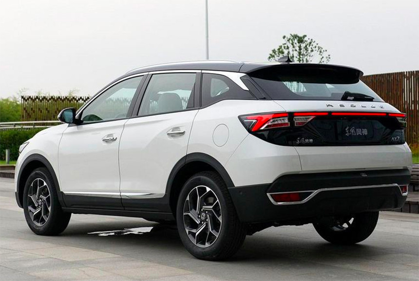 В Китае состоялась официальная премьера прямого конкурента Geely Atlas