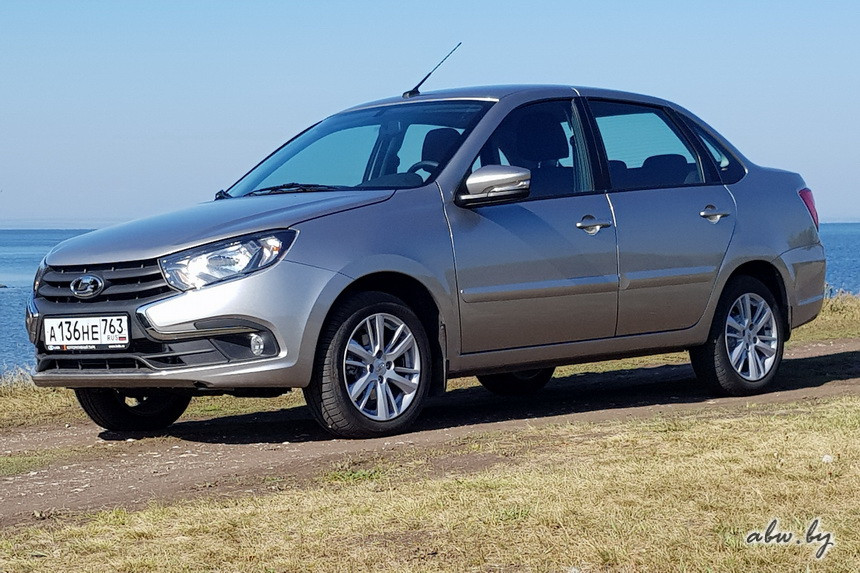 Проехали на новой Lada Granta. На что рассчитывать от машины за 7000 долларов?