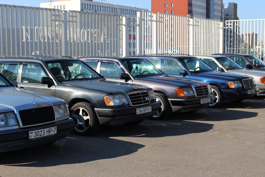 Сделанный на века. В Минске прошел слет владельцев легендарного Mercedes-Benz W124, куда мы приехали на W201