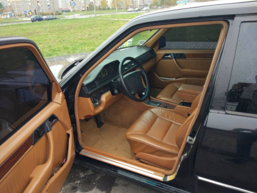 В Гродно продается Mercedes-Benz W124… из Калифорнии без пробега по РБ