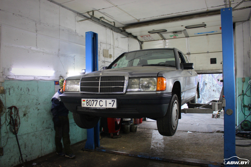 Baby-Benz. Часть 2. Тест-драйв и осмотр на подъемнике Mercedes-Benz 190E за $2200