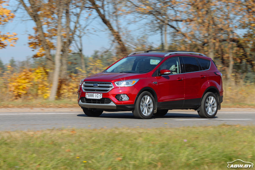 Гнать или не гнать: топовый Ford Escape вместо Geely Atlas?