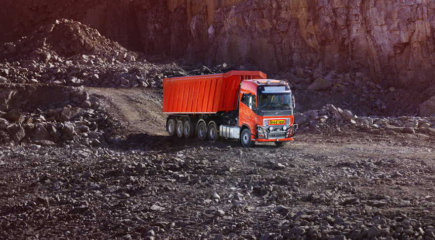 Volvo Trucks предоставляет автономное транспортное решение для компании Brønnøy Kalk AS