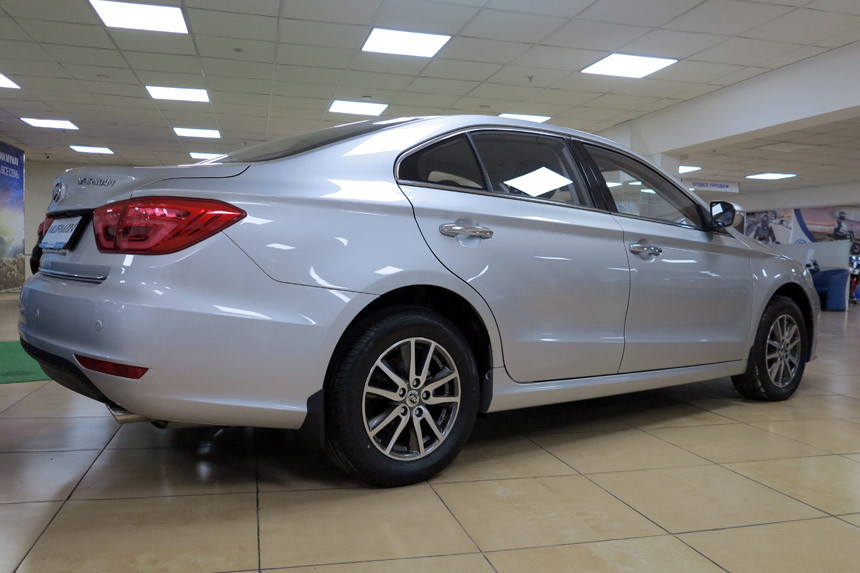 1000 за мотоцикл, 4000 за автомобиль: настоящая черная пятница от Lifan