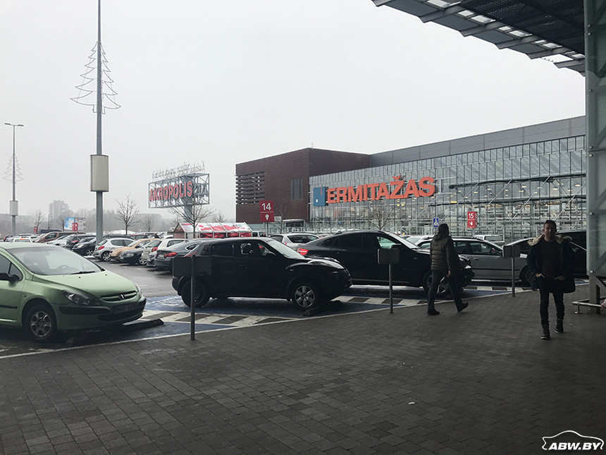Зачем белорусы едут в Литву? Репортаж из новогоднего Вильнюса