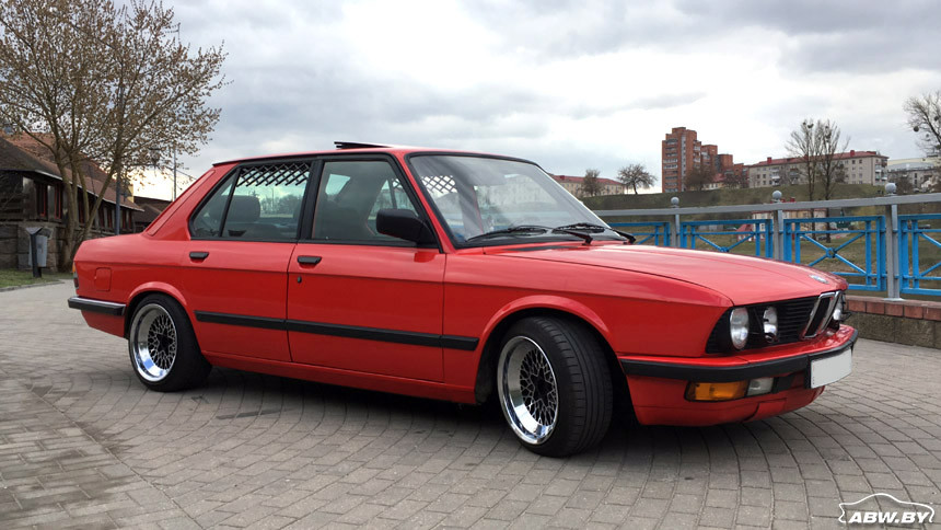   BMW 28 1987  