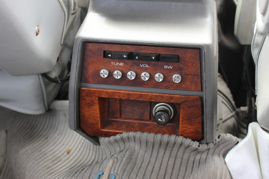Toyota Crown из ОАЭ, 7-местная 