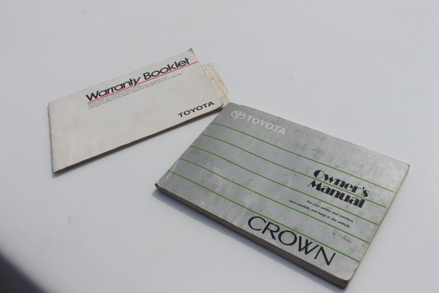 Toyota Crown из ОАЭ, 7-местная 