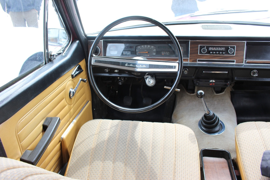 Toyota Crown из ОАЭ, 7-местная 