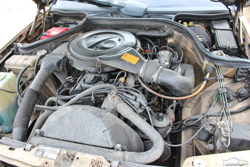Старый Mercedes W124 вместо нового 