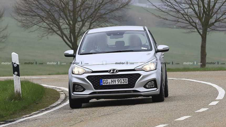 Hyundai тестирует N-версию своего компактного i20