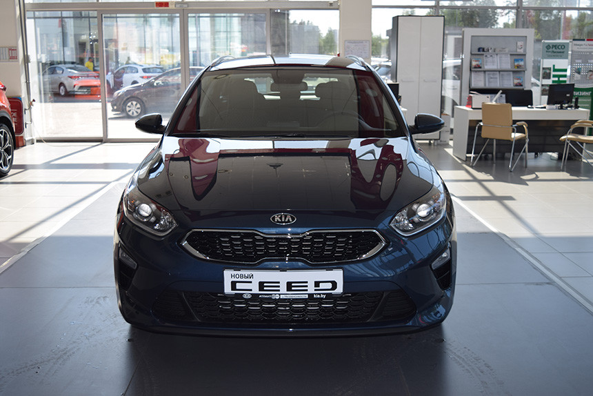 В Беларуси стартовали продажи нового поколения KIA Ceed и Ceed SW. Цены начинаются от 16.300 долларов