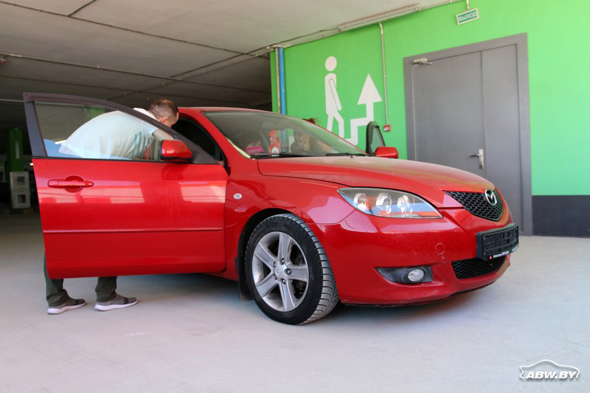Новая крупная площадка по продаже подержанных авто? Репортаж из автосалона, в котором продается около 500 (!) автомобилей