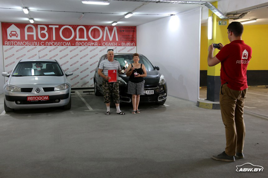 Новая крупная площадка по продаже подержанных авто? Репортаж из автосалона, в котором продается около 500 (!) автомобилей