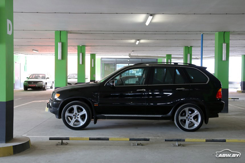Новая крупная площадка по продаже подержанных авто? Репортаж из автосалона, в котором продается около 500 (!) автомобилей