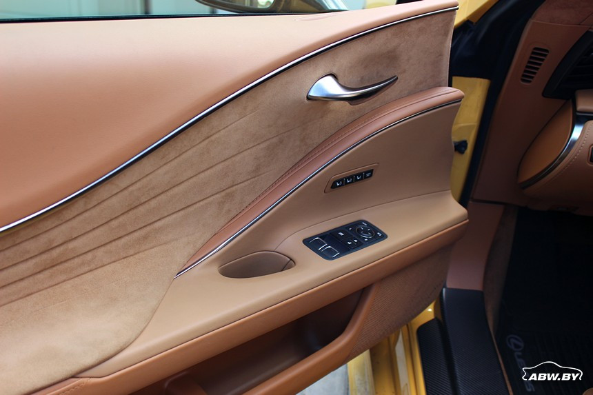 Таких сейчас... делают? Тест-драйв Lexus LC500 с 5-литровым V8
