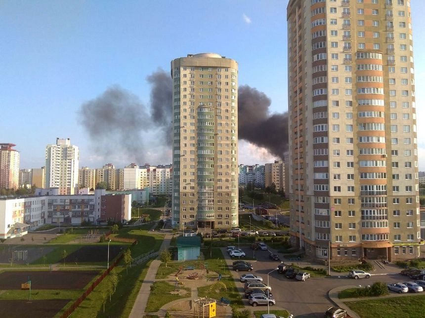 На диспетчерской станции Кунцевщина открытым пламенем горел автобус. Комментарий водителя парка