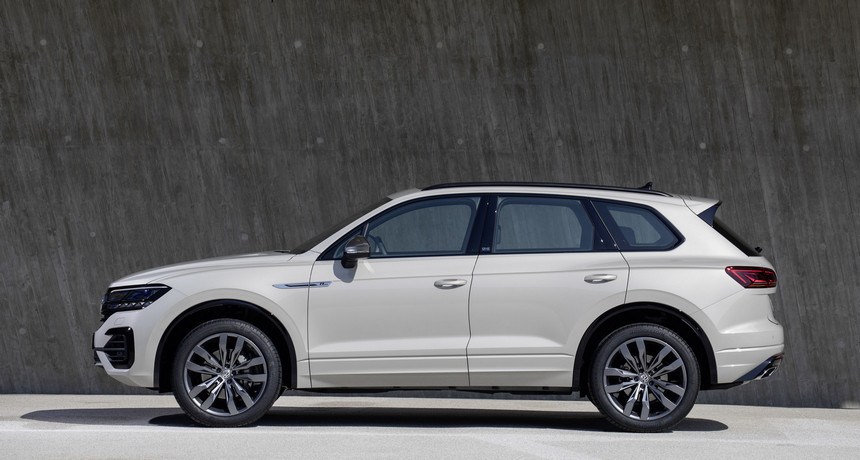 Volkswagen выпустил миллионный Touareg. Спецверсия One million будет доступна и в Беларуси!