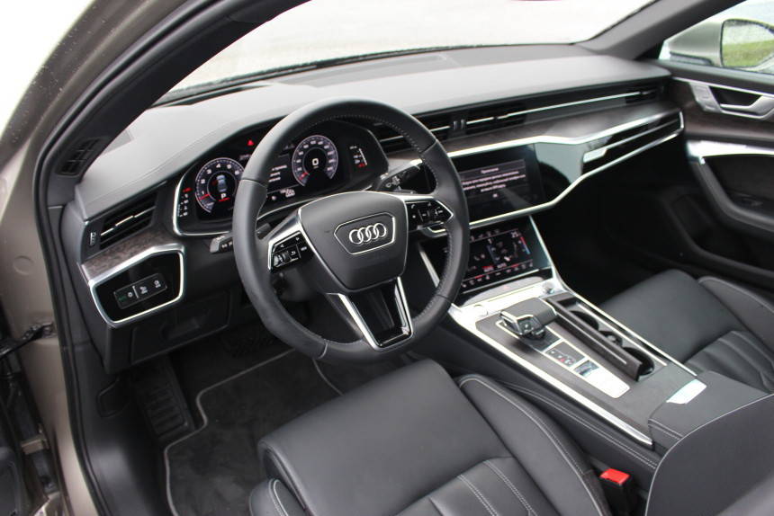 Погода в стиле Quattro. Как мы тестировали модельный ряд Audi на полигоне в Липках