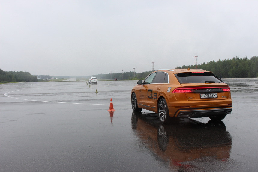 Погода в стиле Quattro. Как мы тестировали модельный ряд Audi на полигоне в Липках