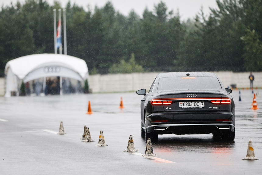 Погода в стиле Quattro. Как мы тестировали модельный ряд Audi на полигоне в Липках