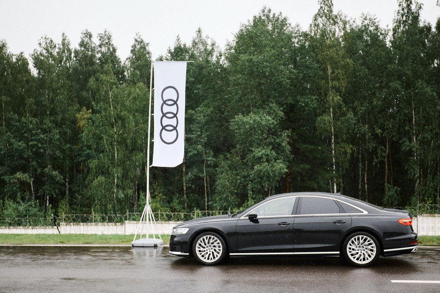 Погода в стиле Quattro. Как мы тестировали модельный ряд Audi на полигоне в Липках