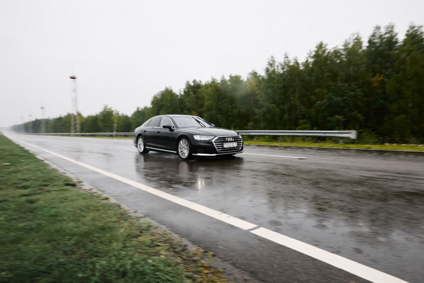 Погода в стиле Quattro. Как мы тестировали модельный ряд Audi на полигоне в Липках