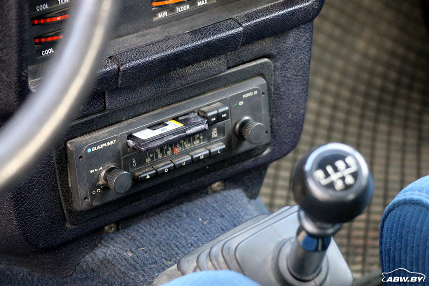 Гаражные находки. В каком виде до сегодняшнего дня дожил Volvo 240 с пробегом 196 тысяч километров?