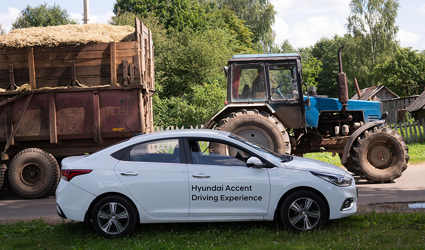 Пятеро на одного. Как мы терзали Hyundai Accent жесткими нагрузками и неблизкими расстояниями