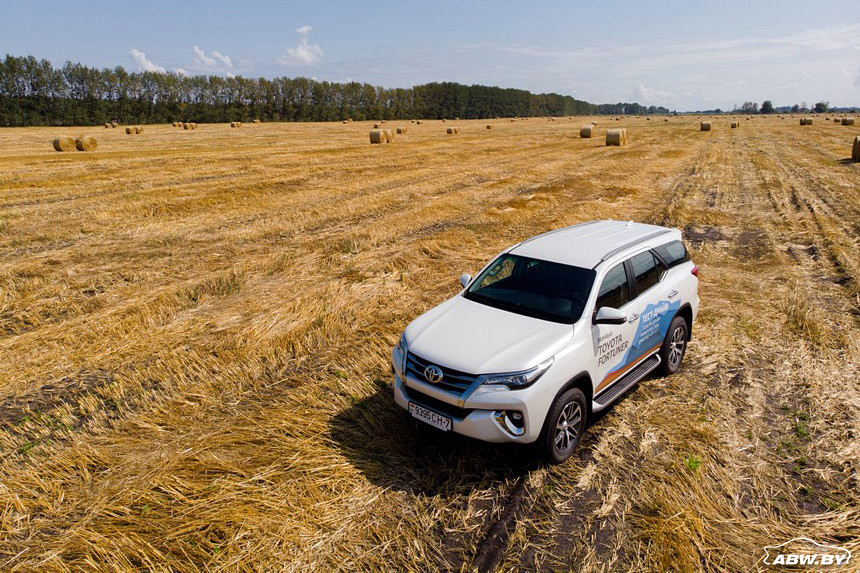 Едем с Жигамонтом, часть 14. Toyota Fortuner, Ремель и открытый музей старых авто