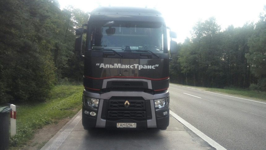 Третью жизнь за рулем. Мнение водителя тягача Renault Т с турецким полуприцепом Koluman