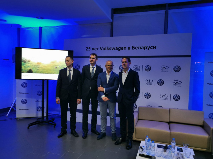 Volkswagen отметил свое 25-летие и рассказал о новинках