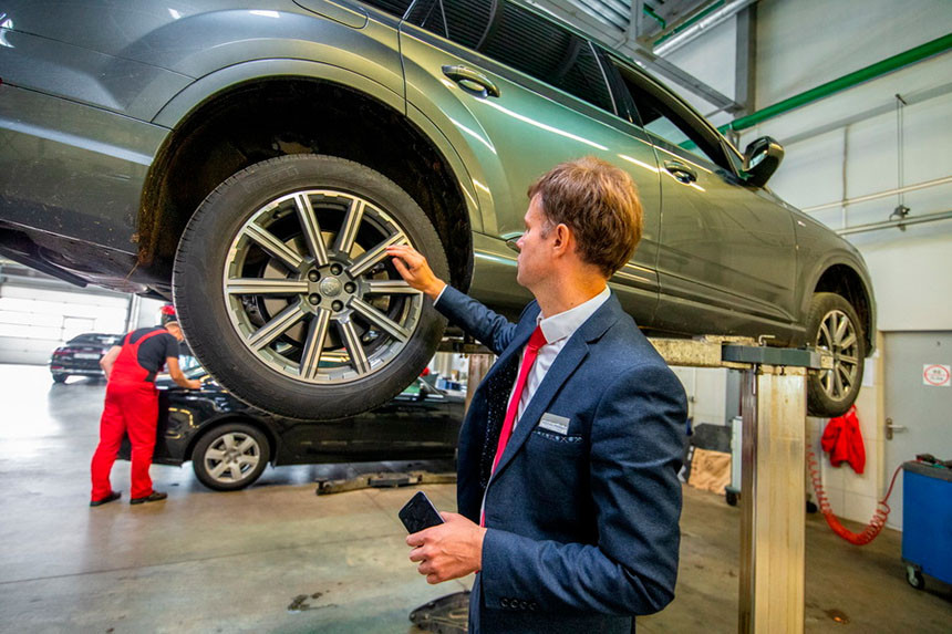 «Сэкономил 60 тысяч рублей». Как Audi в Минске вернула к жизни дорогие автомобили