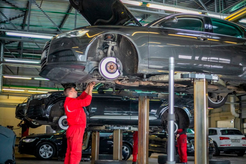 «Сэкономил 60 тысяч рублей». Как Audi в Минске вернула к жизни дорогие автомобили