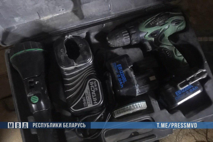Дачный вор менял регистрационные знаки своего авто перед поездками на 