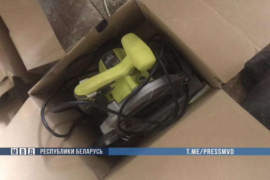 Дачный вор менял регистрационные знаки своего авто перед поездками на 