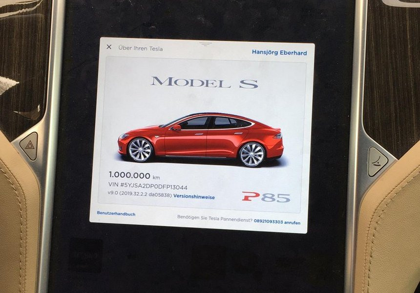 Немец рассказал о своей Tesla, преодолевшей миллион километров