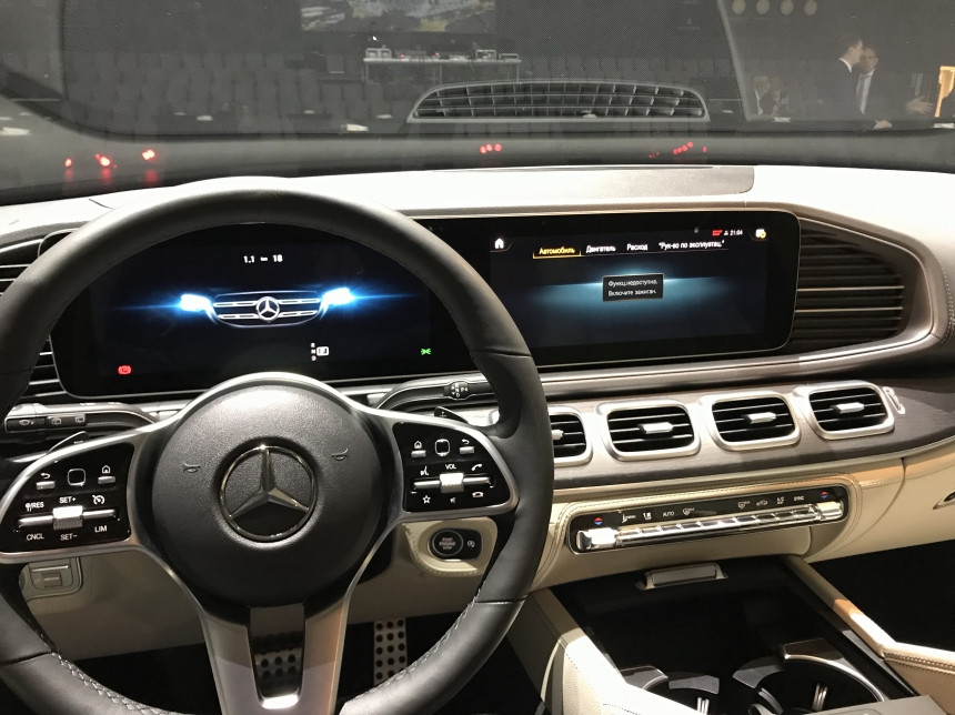 Да здравствует король? В Минске прошла презентация Mercedes GLS