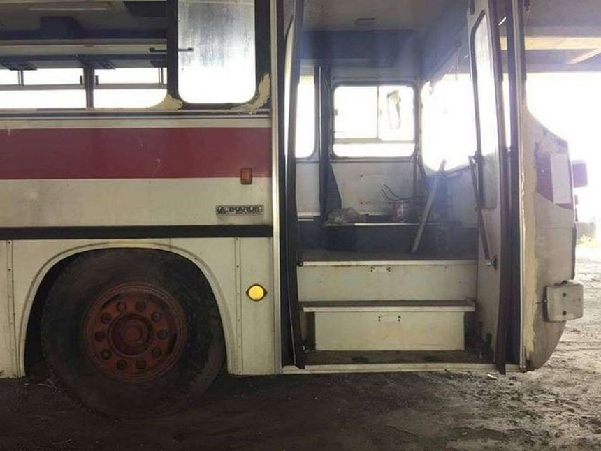 Фотофакт. Необычный автобус Ikarus 263.06, найденный брошенным на Тайване