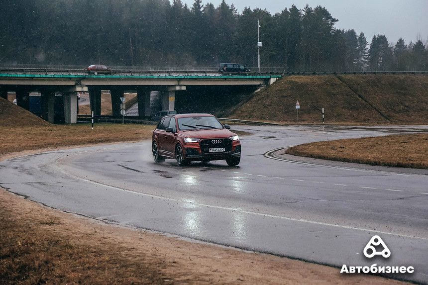 VAG по-прежнему делает вещи? Тест-драйв Audi Q7 к 40-летию Quattro