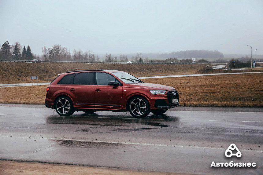 VAG по-прежнему делает вещи? Тест-драйв Audi Q7 к 40-летию Quattro
