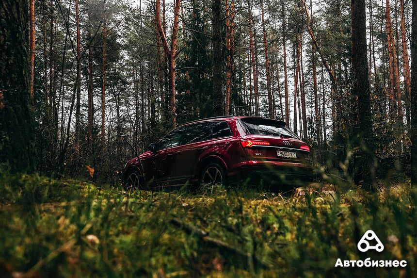 VAG по-прежнему делает вещи? Тест-драйв Audi Q7 к 40-летию Quattro
