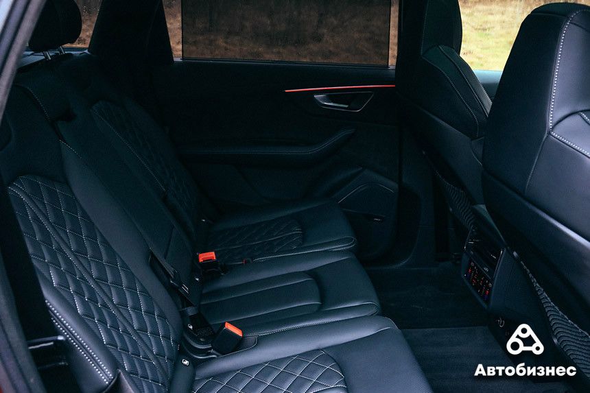 VAG по-прежнему делает вещи? Тест-драйв Audi Q7 к 40-летию Quattro
