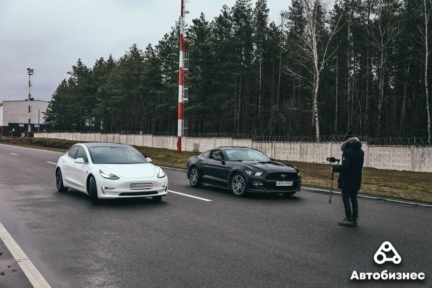 Tesla Model 3 против Ford Mustang: сравнительный тест-драйв и драгрейсинг в Липках