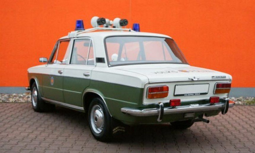 Р’РђР— 2106 Volkspolizei