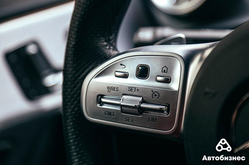 Baby-Benz уже не тот? Тест-драйв Mercedes-Benz A-Class Sedan