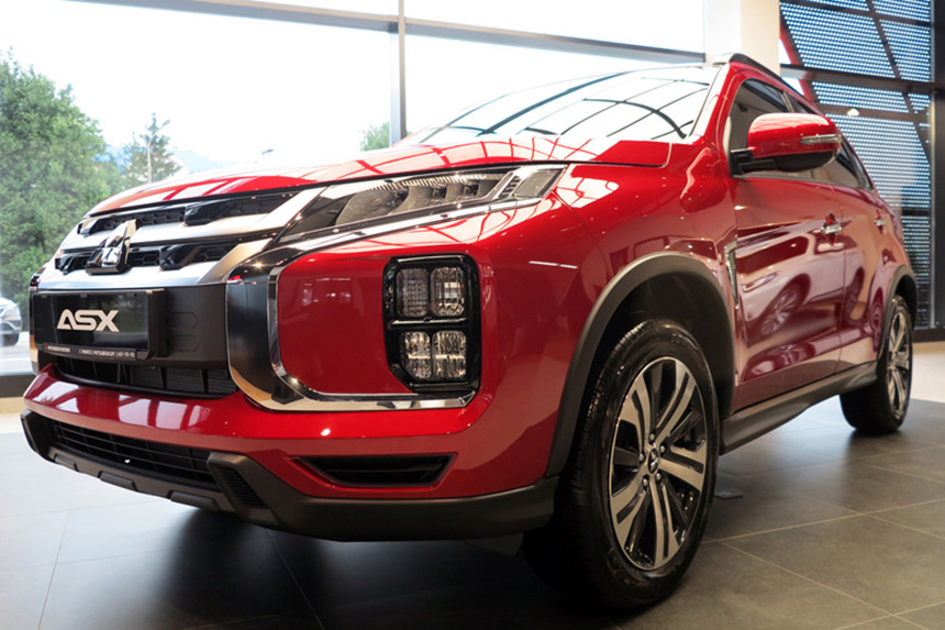 Японский, откуда не взгляни. Изучаем новый кроссовер Mitsubishi глазами потенциального покупателя