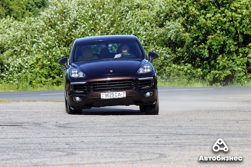 Дизельный Porsche борозды не портит? Тест-драйв подержанного Cayenne